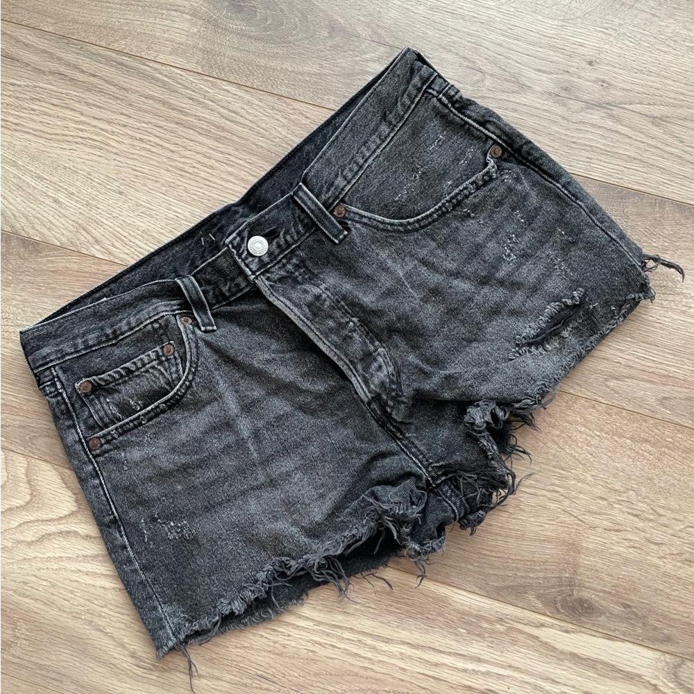 Levi's Black Distressed Women's Shorts